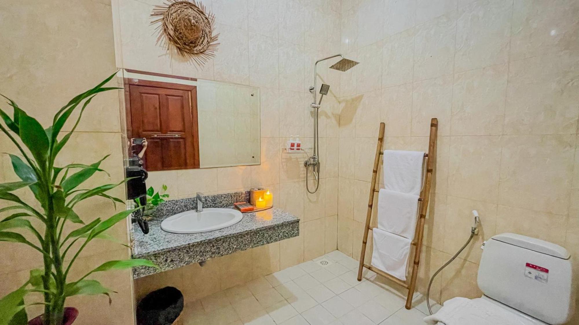 Central Privilege Hotel Сиемрип Экстерьер фото