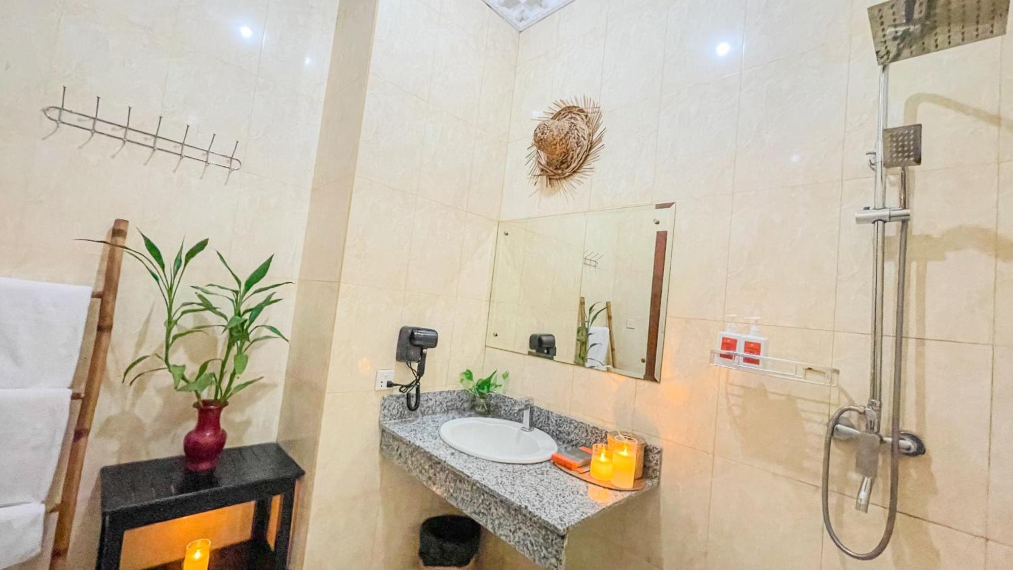 Central Privilege Hotel Сиемрип Экстерьер фото