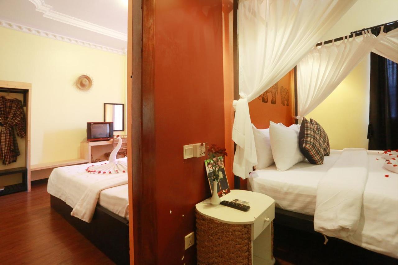Central Privilege Hotel Сиемрип Номер фото